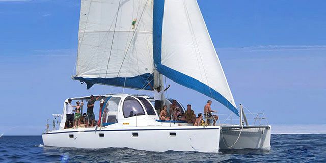 Catamaran cruise gabriel island lunch drinks promotion (2)